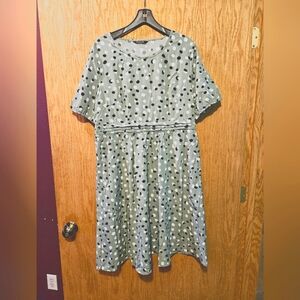 Bloomchic Green and Black dress sz 14-16